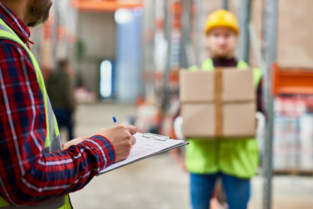 Safe Manual Handling Techniques for Delivery Personnel Course Online - Manual Handling Training Article