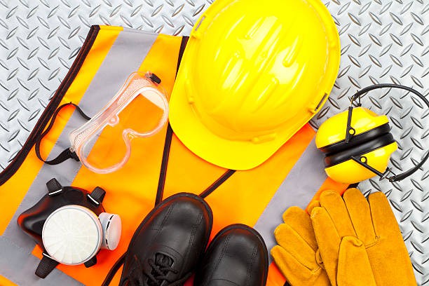 Unlocking Workplace Safety: Your Guide to Online PPE Certification in Ireland - Manual Handling Training Article