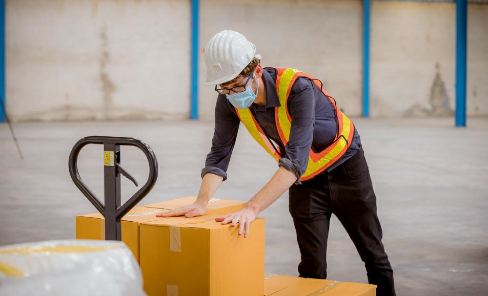 Master Manual Handling: Enhance Workplace Safety with Our Online Training in Ireland - Manual Handling Training Article